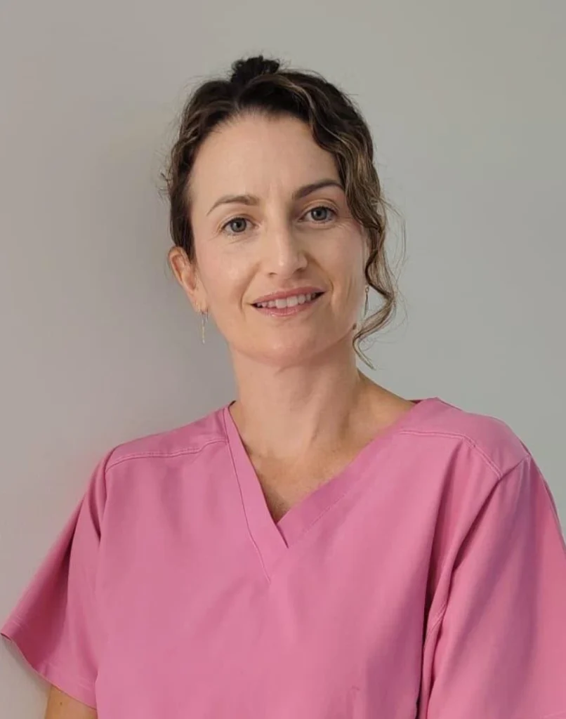 Sara, higienista dental - Clínica Dental Escolano